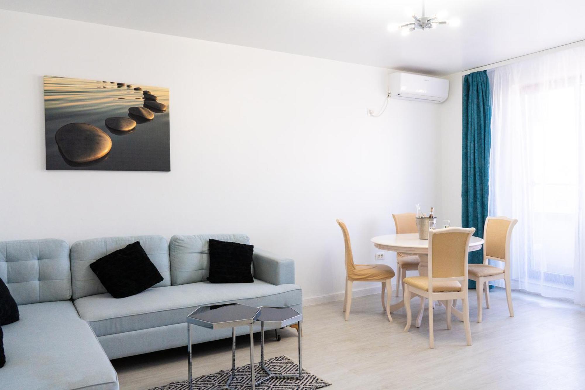 Alexis Spacious Classic Apartment Mamaia Eksteriør billede
