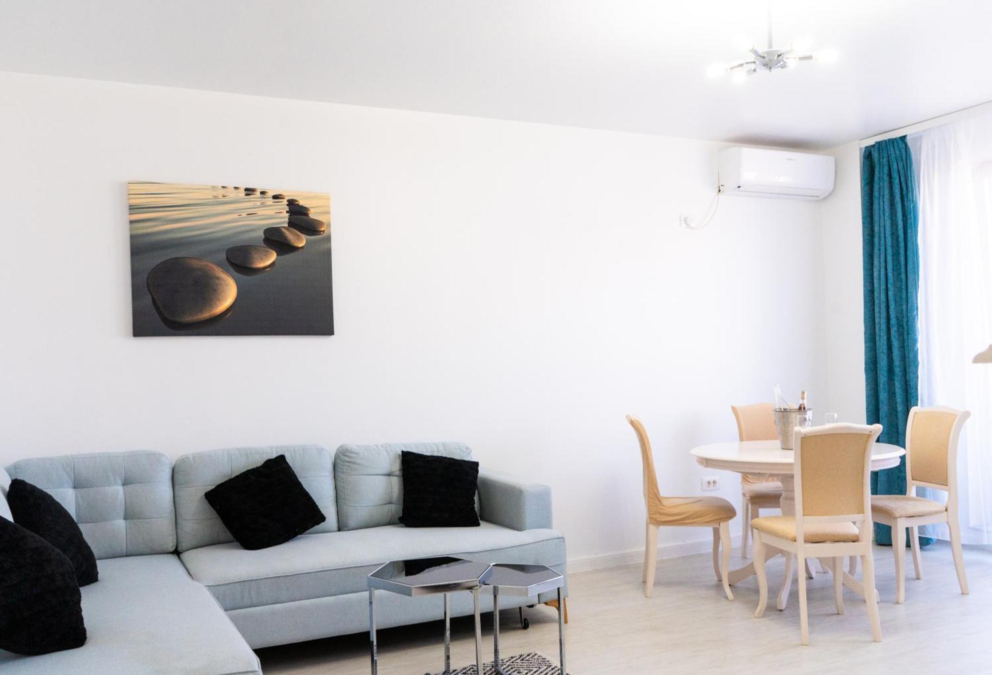 Alexis Spacious Classic Apartment Mamaia Eksteriør billede