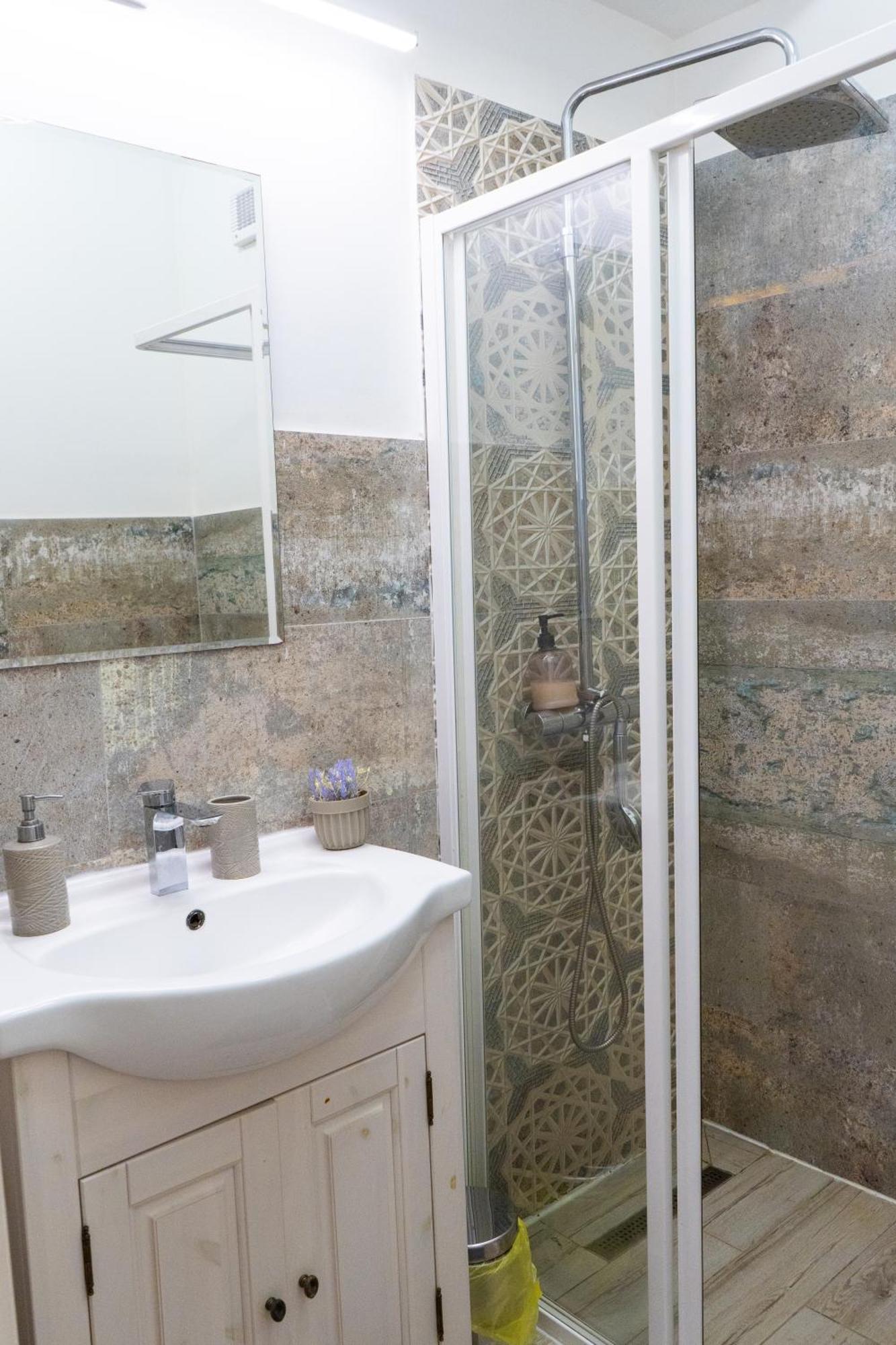 Alexis Spacious Classic Apartment Mamaia Eksteriør billede